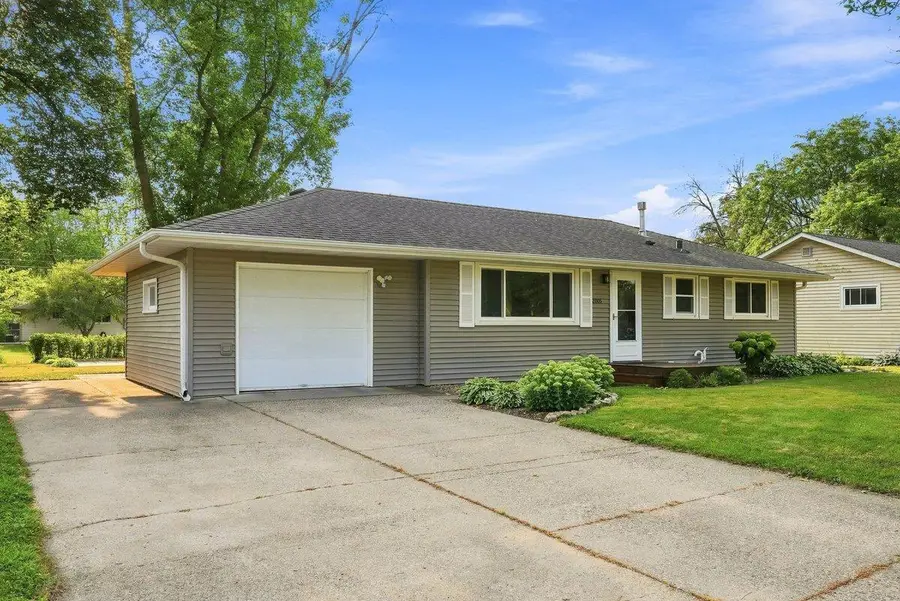 2005 Maple Street, Hastings, MN 55033 - #2