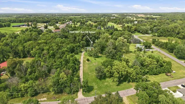 7024 150th Avenue Ne, Spicer, MN 56288