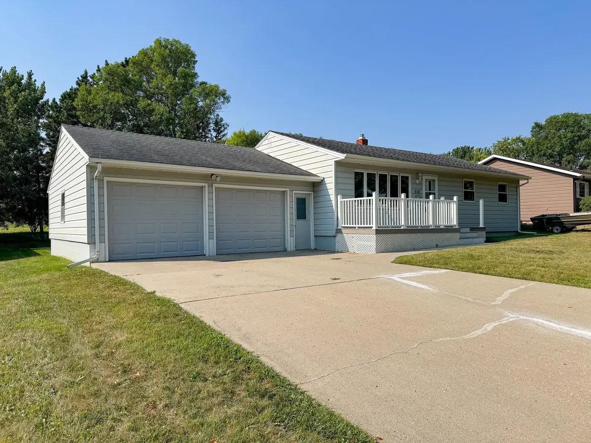 518 E Saint Charles Avenue, Fergus Falls, MN 56537 - #1