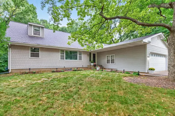 12515 Sunset Trail N, Plymouth, MN 55441