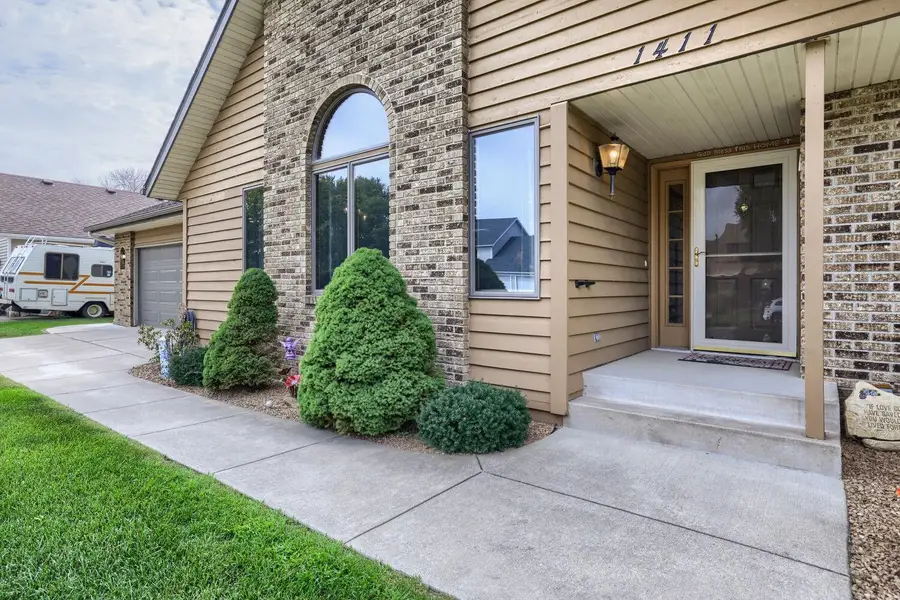 1411 Ridgewood Court, Hastings, MN 55033 - #2