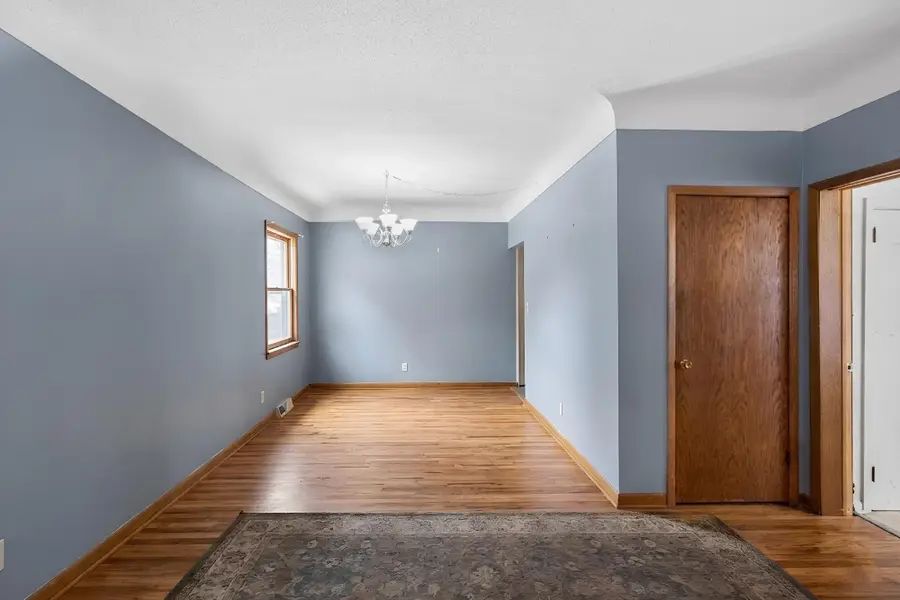 1050 Matilda Street, Saint Paul, MN 55117 - #3