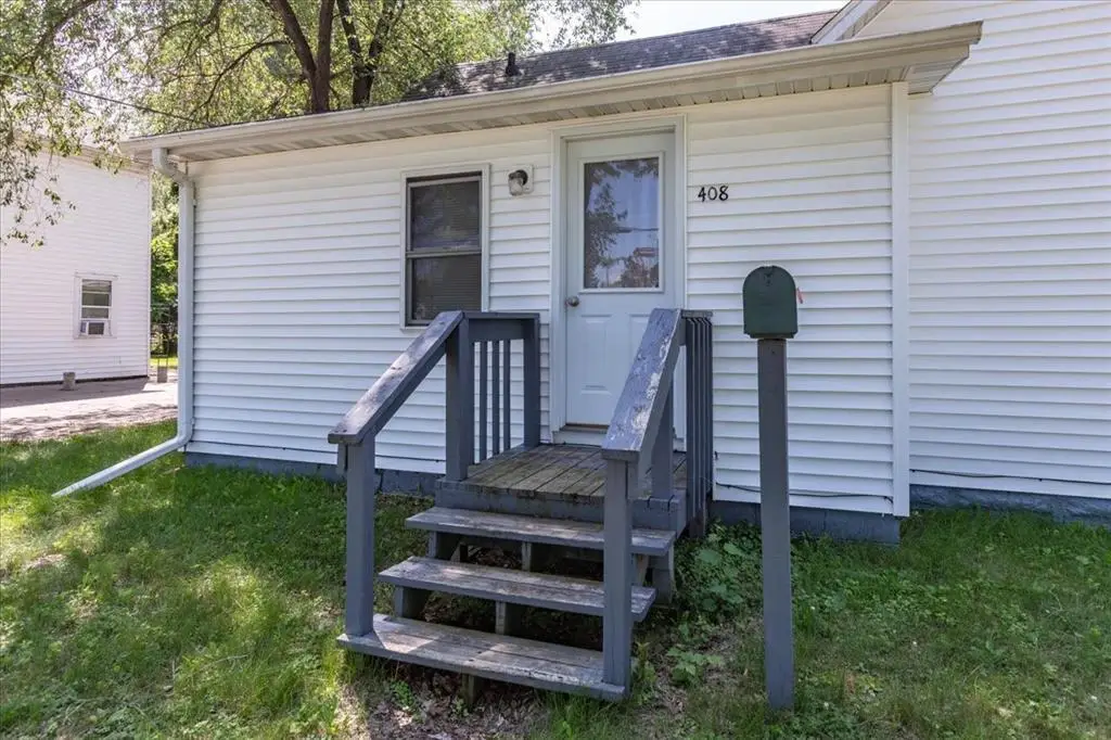 408 18th Avenue E, Menomonie, WI 54751 - #1