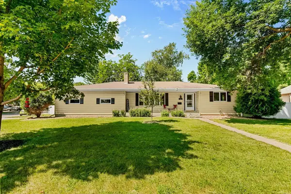 754 Southview Court Sw, Hutchinson, MN 55350
