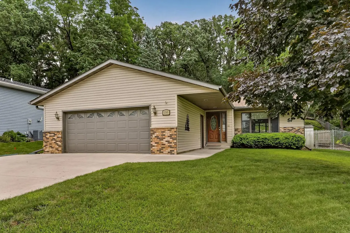 1349 Hillcrest Drive, Saint Charles, MN 55972 - #1