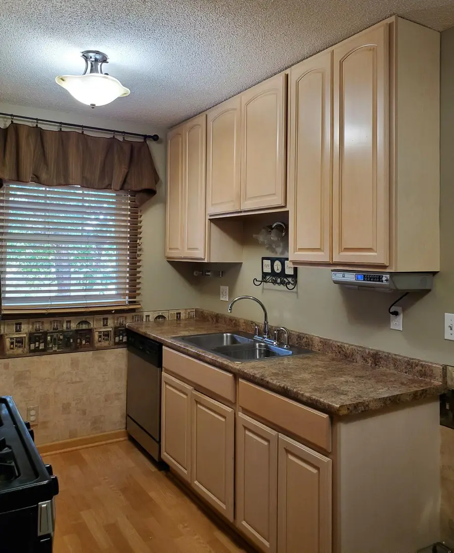 2109 3rd Street N, North Saint Paul, MN 55109 - #3
