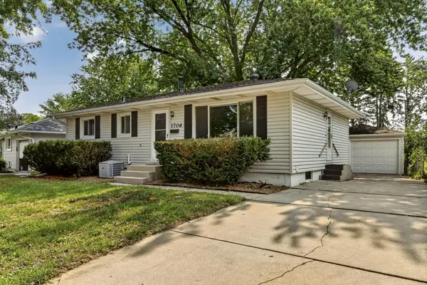 1706 34th Street Nw, Rochester, MN 55901