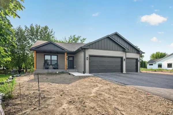 9966 14th Circle Ne, Saint Michael, MN 55376