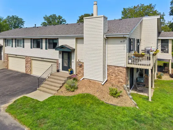 5332 Beachside Drive, Minnetonka, MN 55343