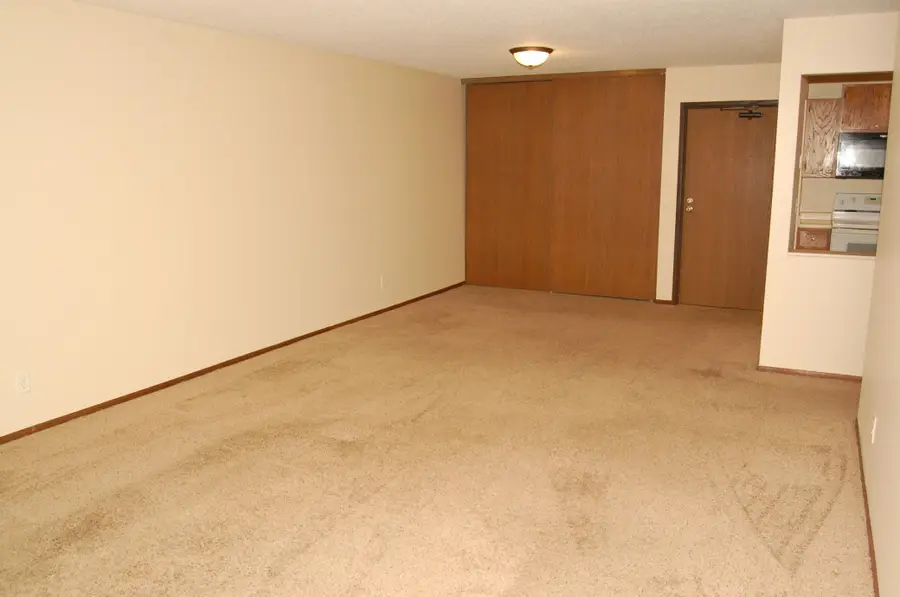 1887 Silver Bell Road #318, Eagan, MN 55122 - #2