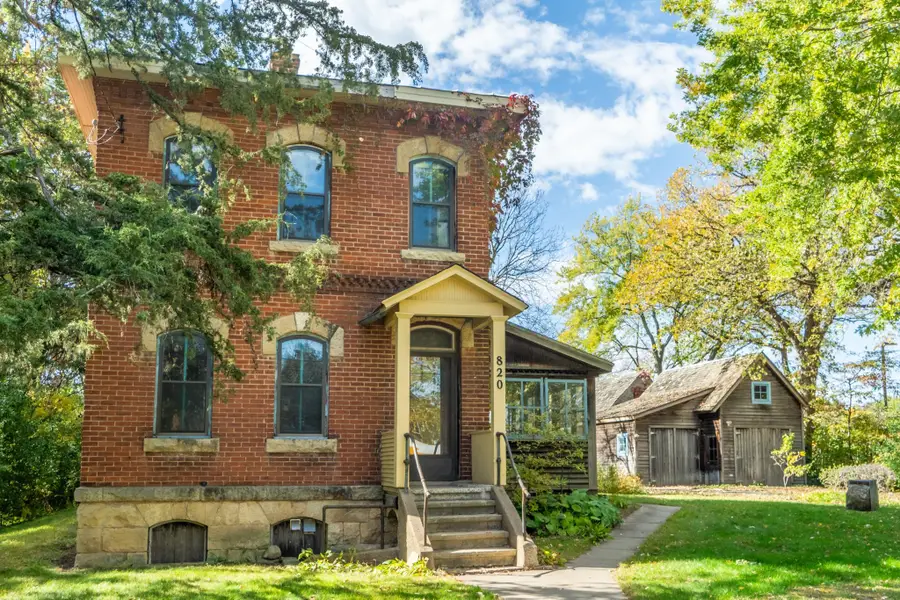 820 Owens Street N, Stillwater, MN 55082 - #2