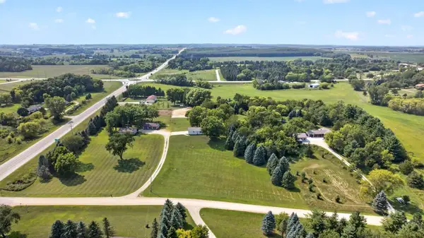 7559 Safari Court Nw, Rochester, MN 55901