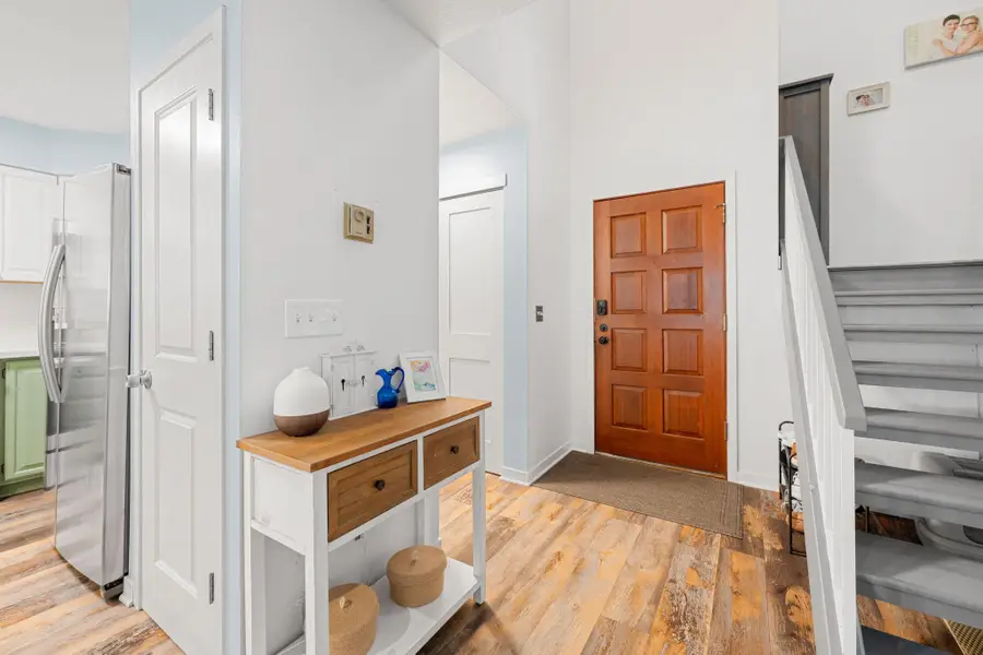 1392 Carling Drive #305, Saint Paul, MN 55108 - #2