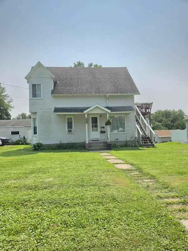 324 E 5th Street, Saint Charles, MN 55972