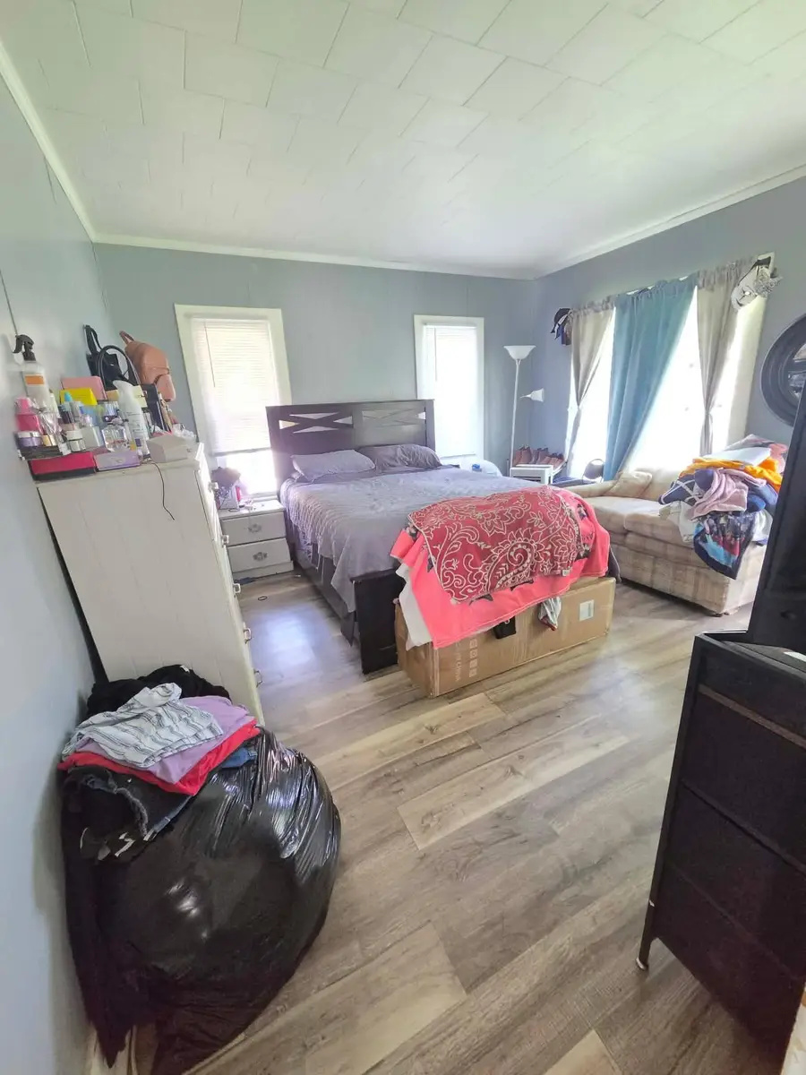 324 E 5th Street, Saint Charles, MN 55972 - #3