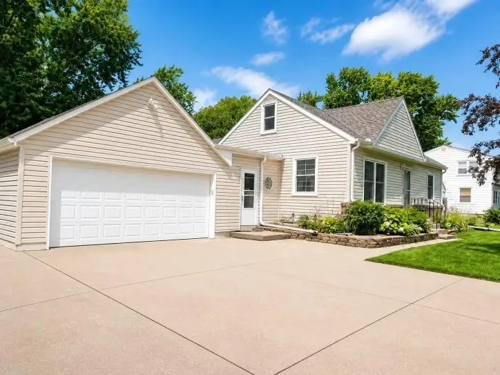 4917 Abbott Avenue N, Brooklyn Center, MN 55429 - #1