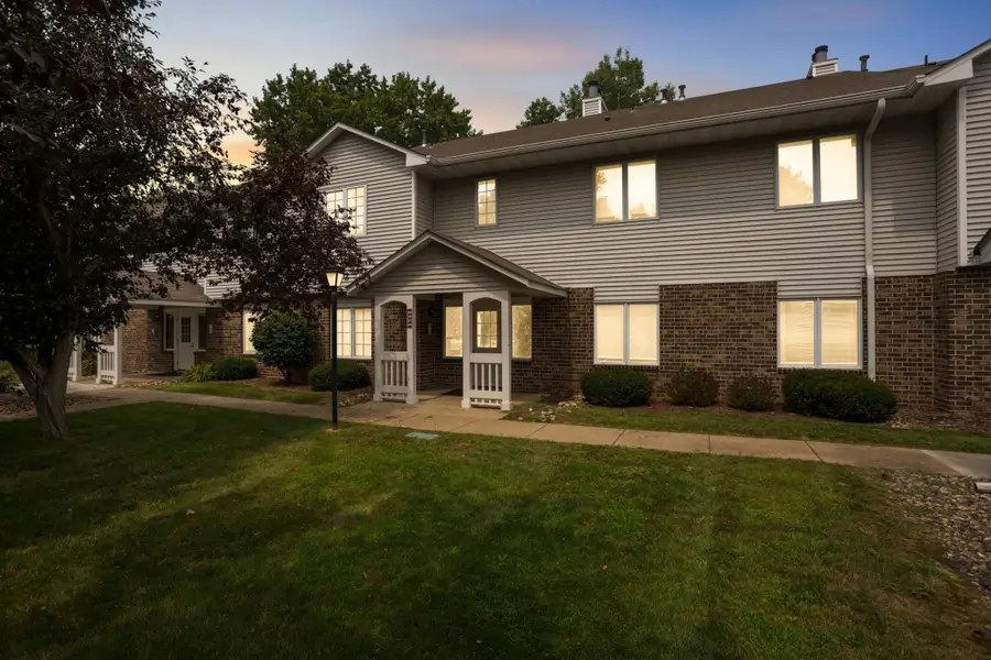 3575 Blue Jay Way #103, Eagan, MN 55123 - #2