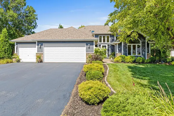 3110 Canyon Circle, Chaska, MN 55318