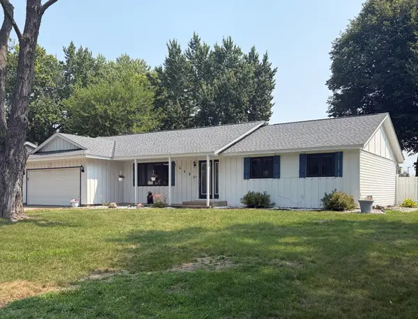 14490 Gannon Way, Apple Valley, MN 55124