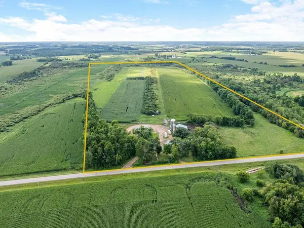 13727 County Road 32, Bertha, MN 56437