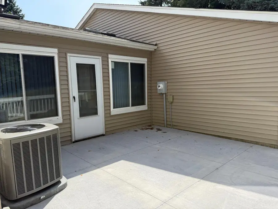 2527 Wimbledon Place, Woodbury, MN 55125 - #3