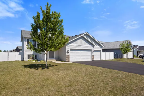 366 66th Street Sw, Waverly, MN 55390