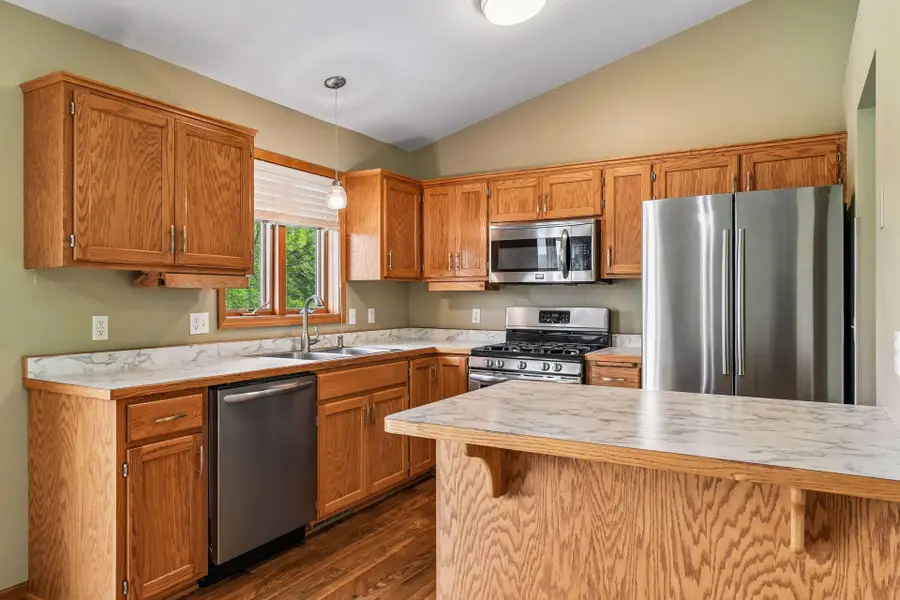 1118 W State Street, Belle Plaine, MN 56011 - #2