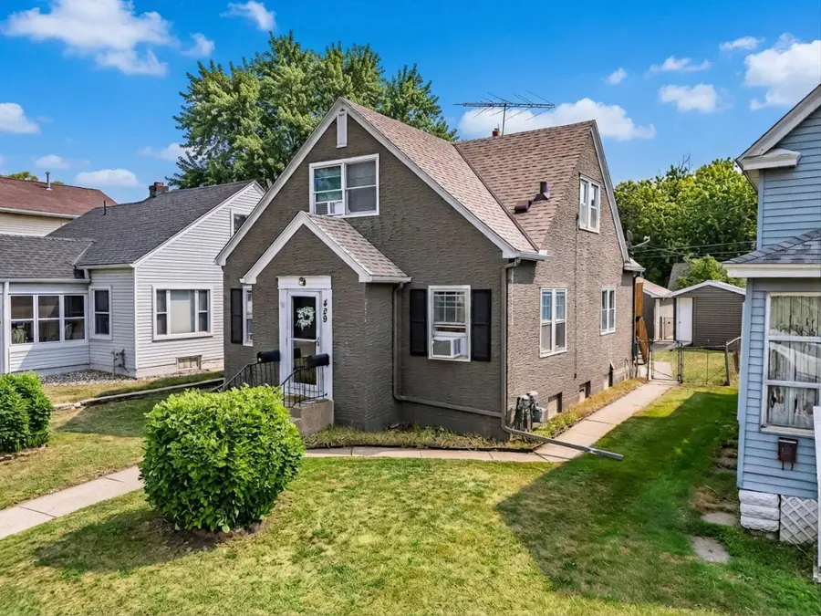 429 5th Avenue S, South Saint Paul, MN 55075 - #3