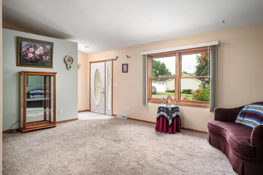 310 Haralson Lane, La Crescent, MN 55947 - #2