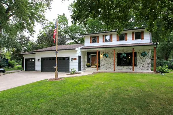 210 Interwood Drive, Glencoe, MN 55336