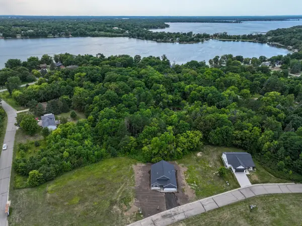 1726 Donway Place Ne, Alexandria, MN 56308