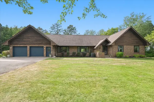 16 Heron Drive, Superior, WI 54880