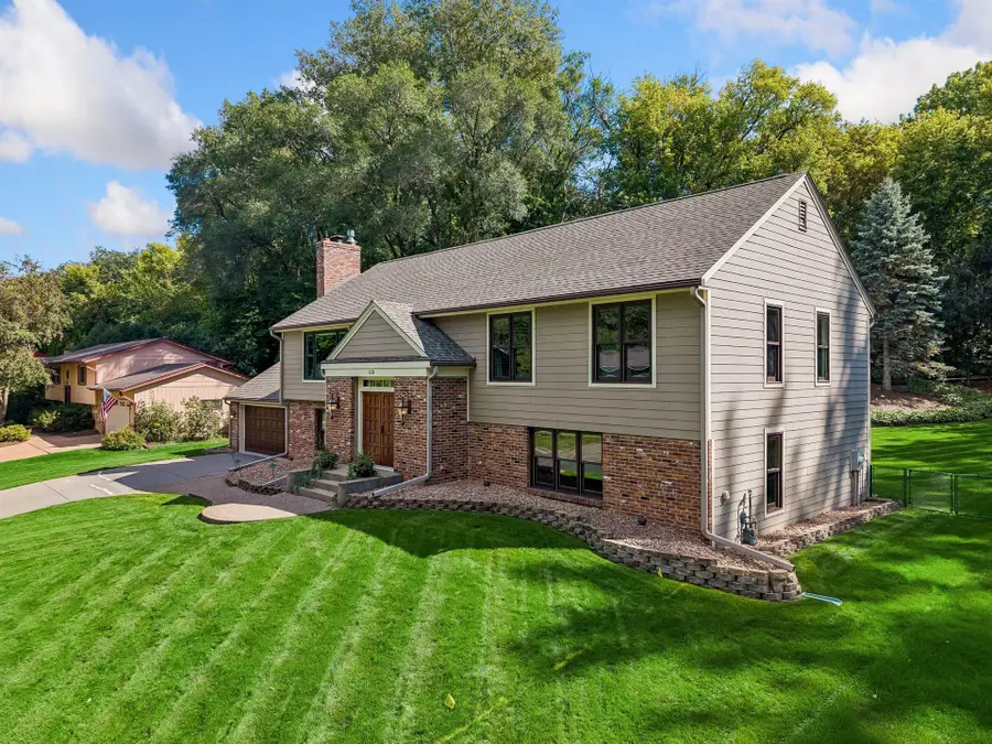 1538 Mccarthy Road, Eagan, MN 55121 - #2