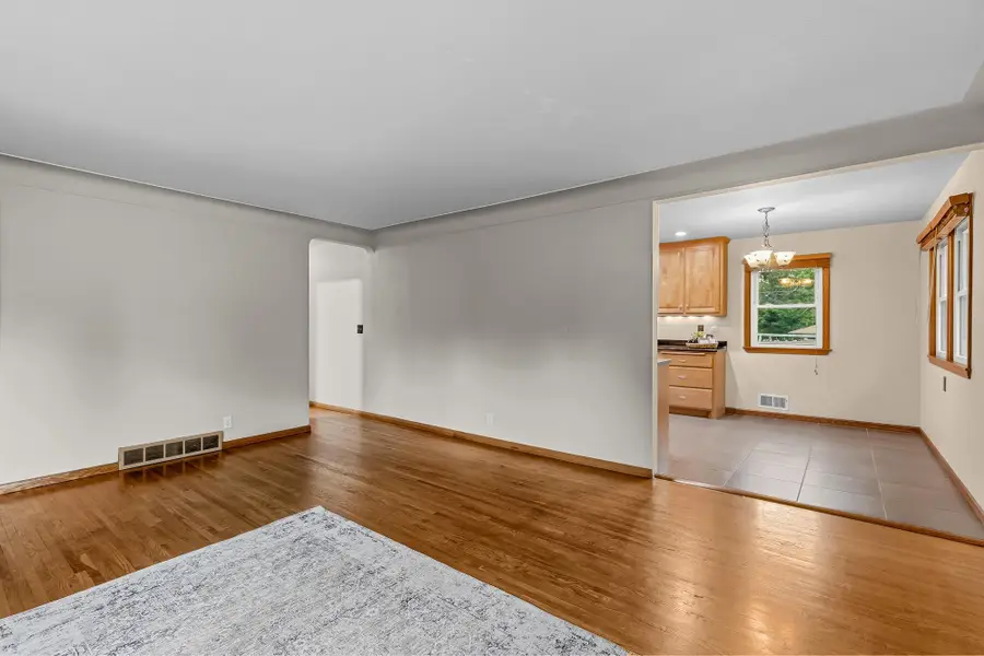 1843 Grant Road, Arden Hills, MN 55112 - #3