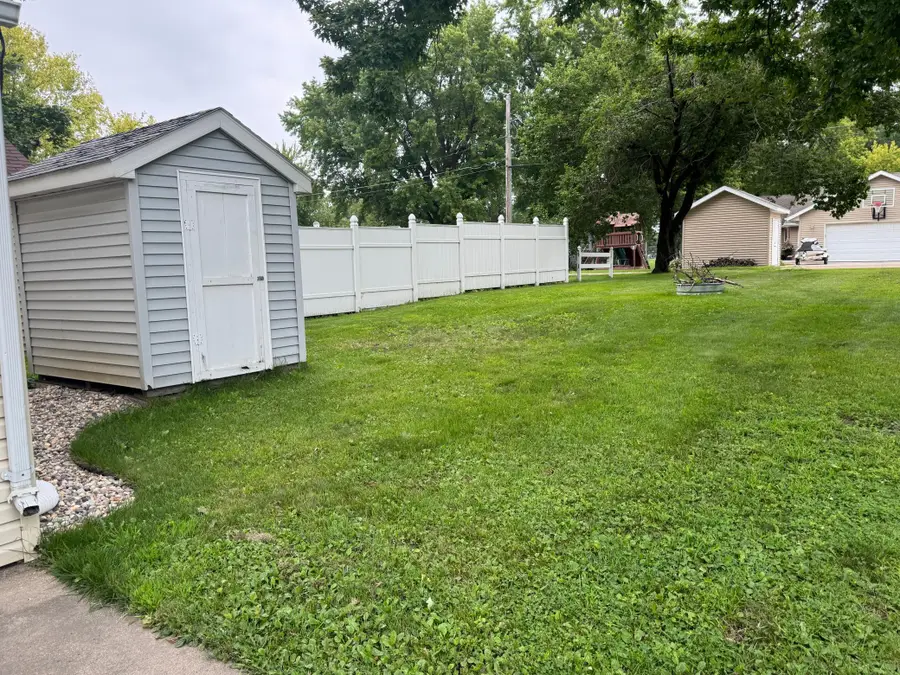 505 S 7th Street, Olivia, MN 56277 - #3