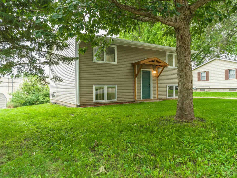 1208 Crestview Road, Albert Lea, MN 56007 - #3