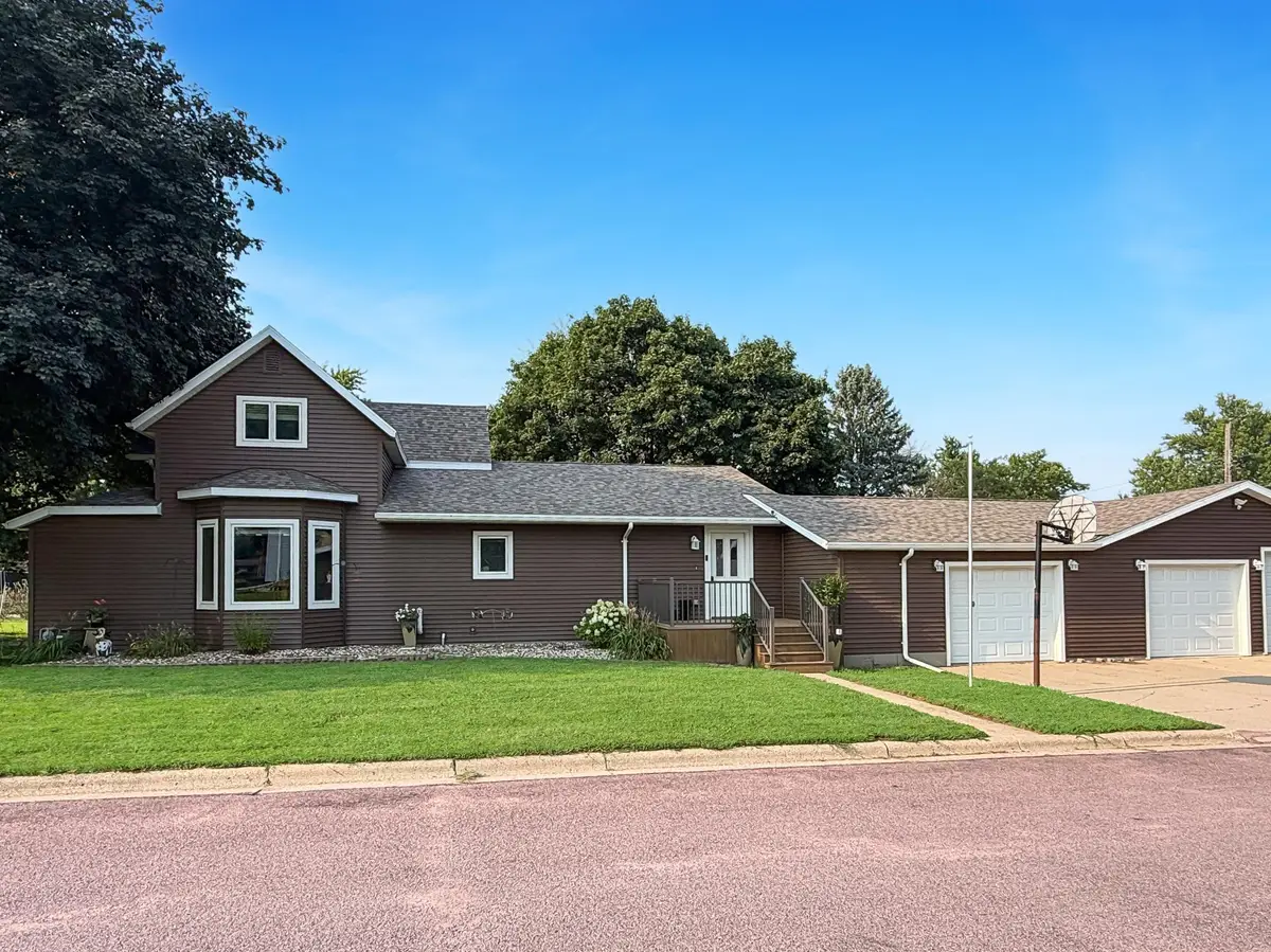 509 S Lake Street, Sherburn, MN 56171 - #1