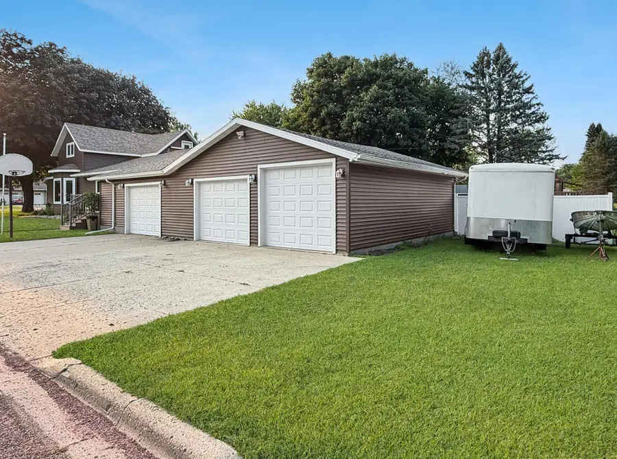 509 S Lake Street, Sherburn, MN 56171 - #3