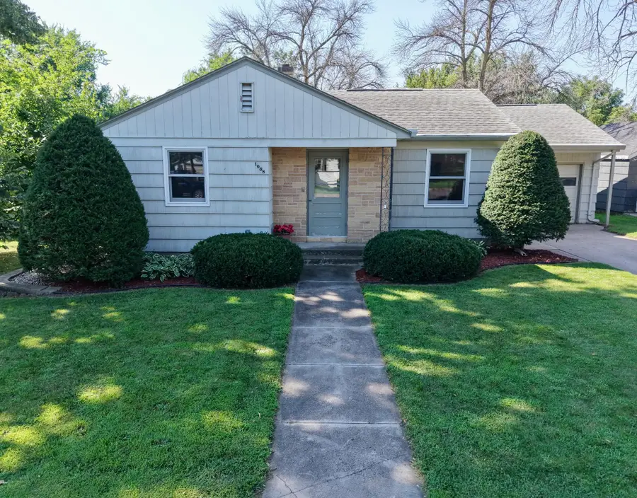 1008 Boxelder Street, Mountain Lake, MN 56159 - #2