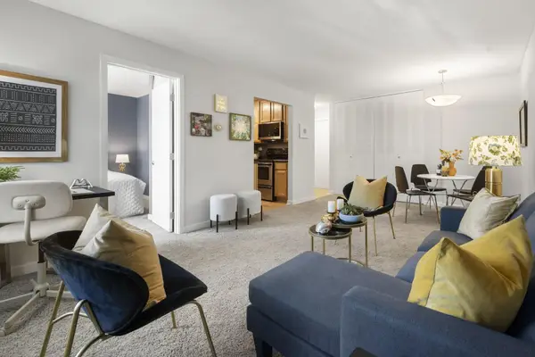 1770 Bryant Avenue S #312, Minneapolis, MN 55403