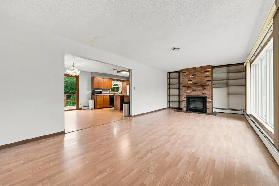 1207 N Mckay Avenue Ne, Alexandria, MN 56308 - #2