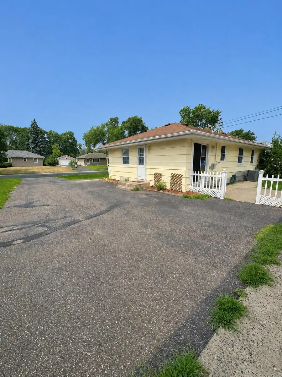 11219 Bittersweet Street Nw, Coon Rapids, MN 55433 - #3