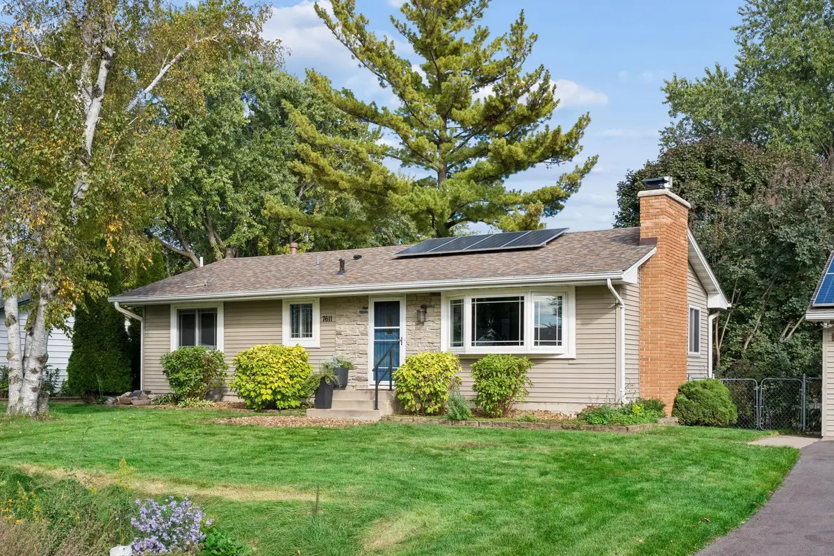 7611 Kiowa Avenue, Chanhassen, MN 55317 - #1
