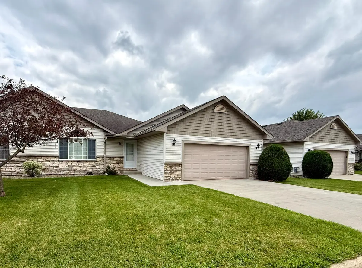 4528 Prairie View Place Nw, Rochester, MN 55901 - #1