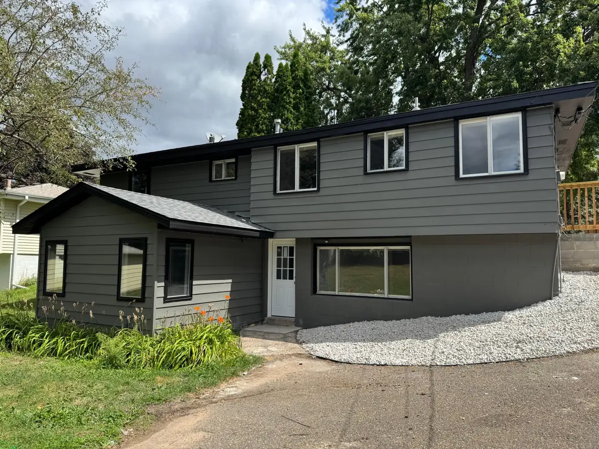 1401 Winnetka Avenue N, Golden Valley, MN 55427 - #1