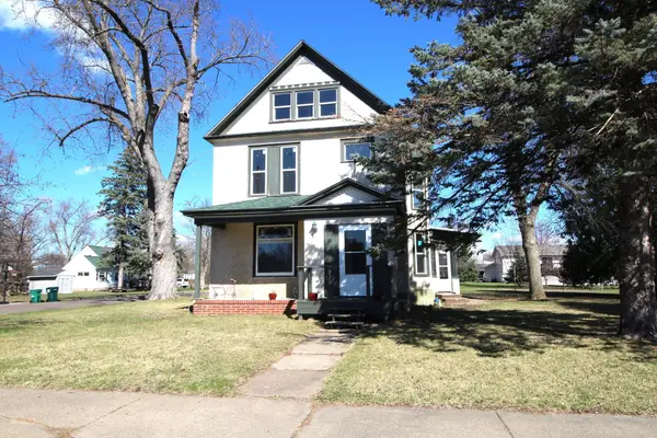 220 S Eliot Avenue, Rush City, MN 55069