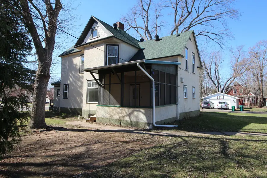 220 S Eliot Avenue, Rush City, MN 55069 - #2