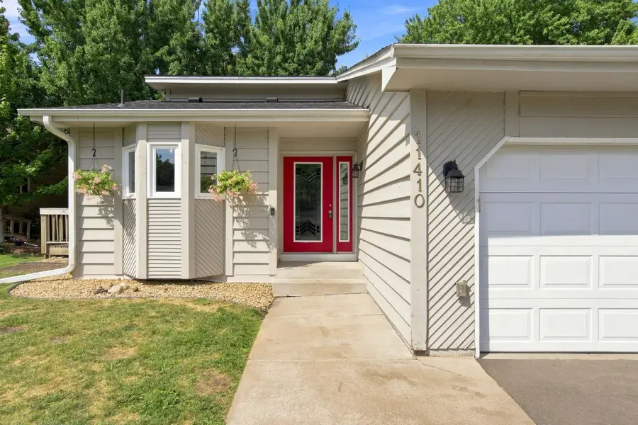 11410 48th Avenue N, Plymouth, MN 55442 - #2