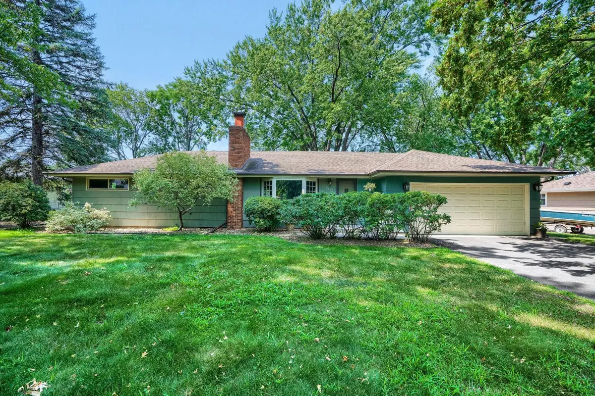 9242 15th Avenue S, Bloomington, MN 55425 - #1