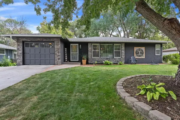 322 Oakwood Drive, Anoka, MN 55303